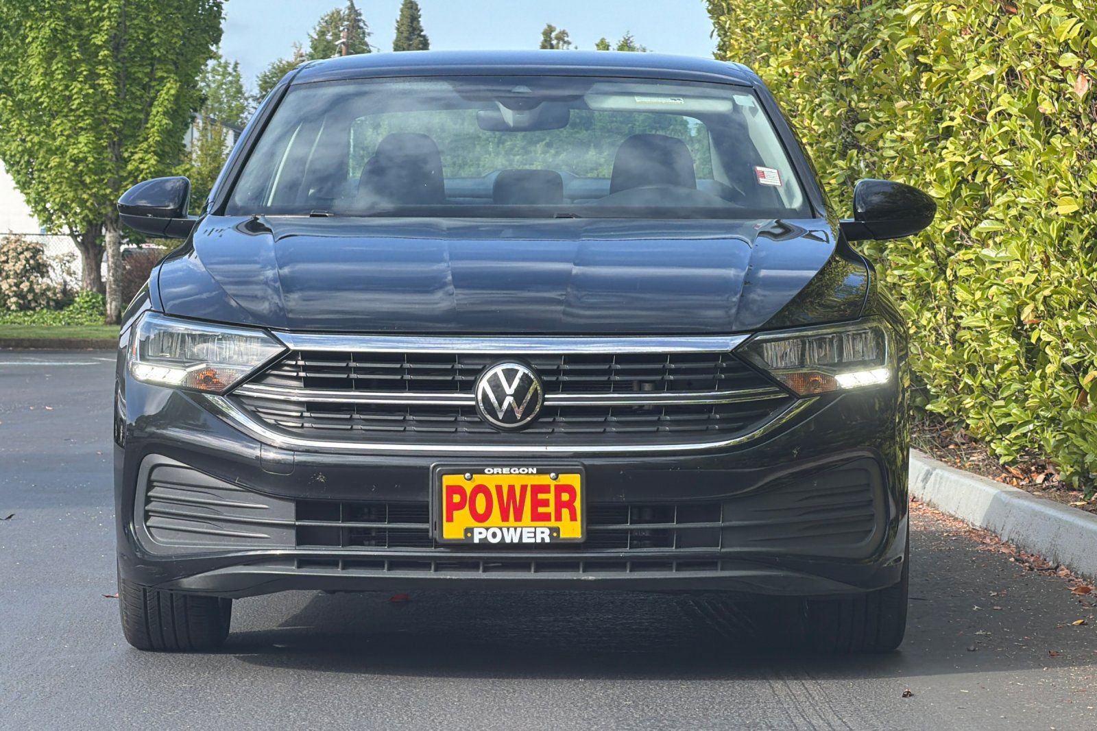 Used 2024 Volkswagen Jetta SE FWD image 9