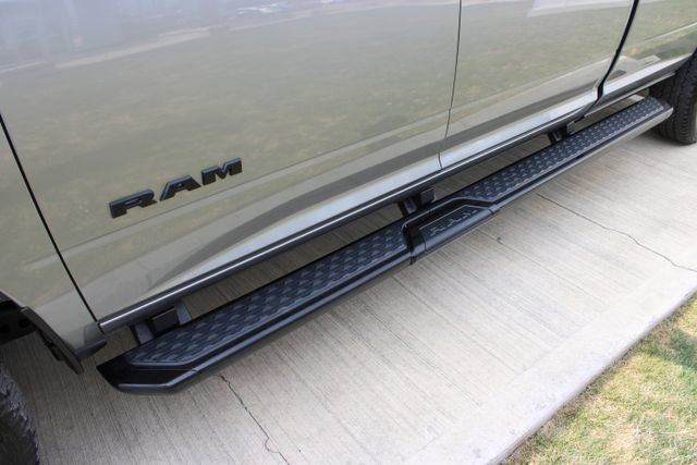 Used 2025 RAM 2500 Laramie AWD/4WD image 39