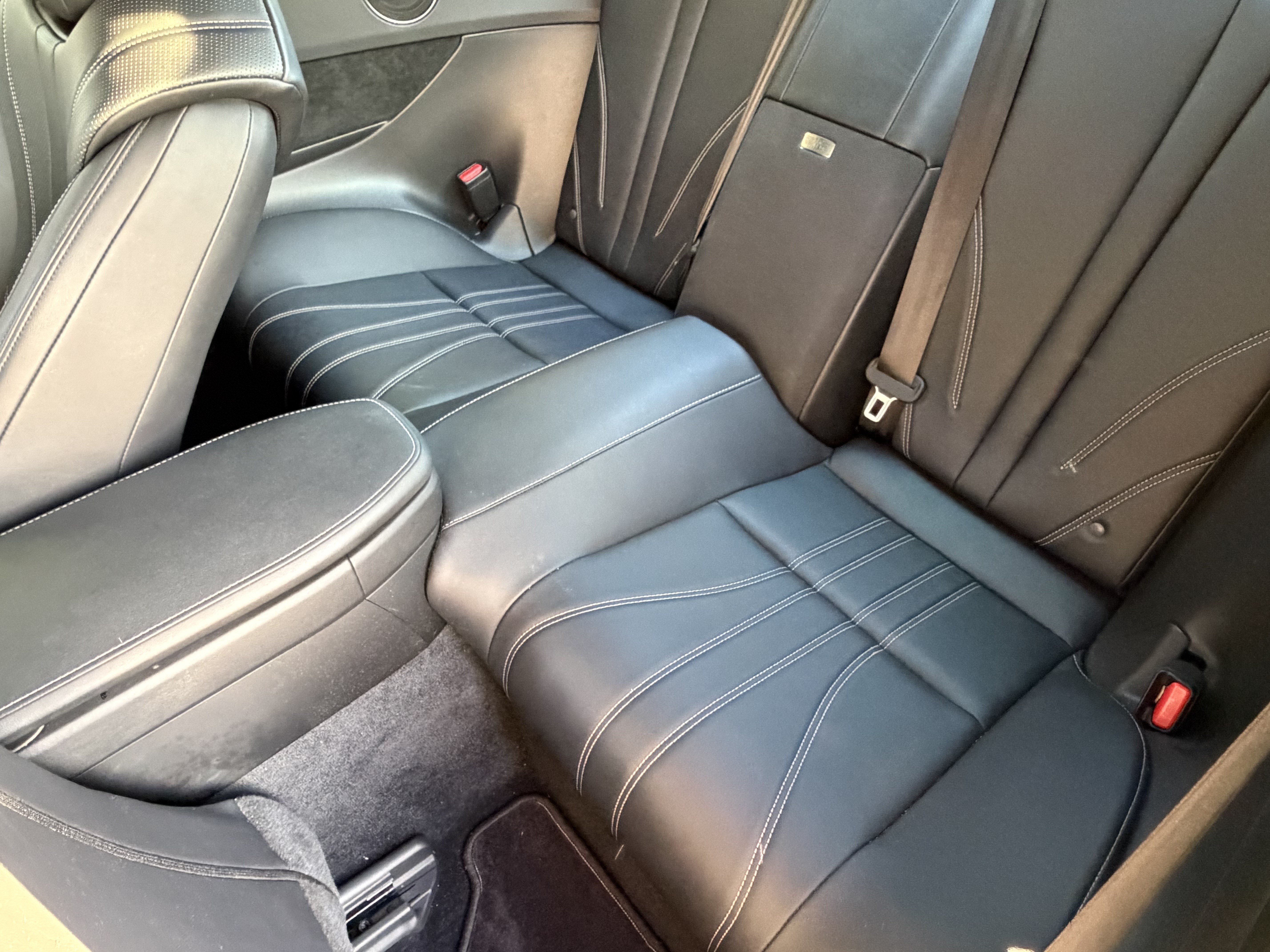 Used 2018 Lexus LC 500 Coupe w/ Touring Package RWD image 29