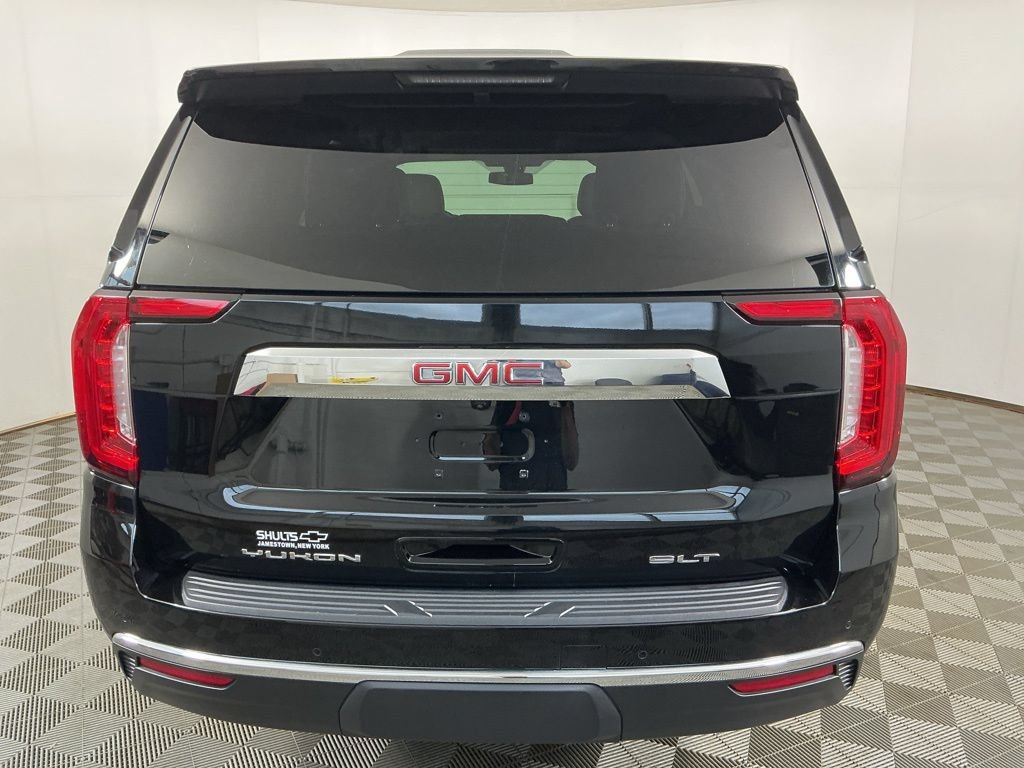 Used 2022 GMC Yukon SLT w/ SLT Luxury Package AWD/4WD image 15