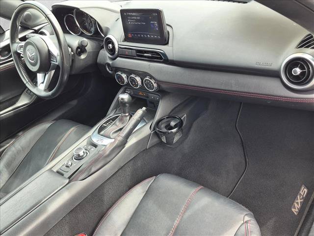 Used 2019 MAZDA MX-5 Miata RF Grand Touring RWD image 17