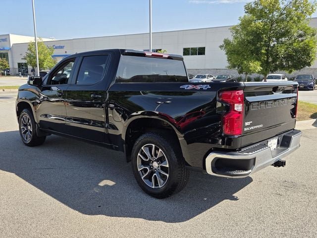 Used 2024 Chevrolet Silverado 1500 LT AWD/4WD image 6