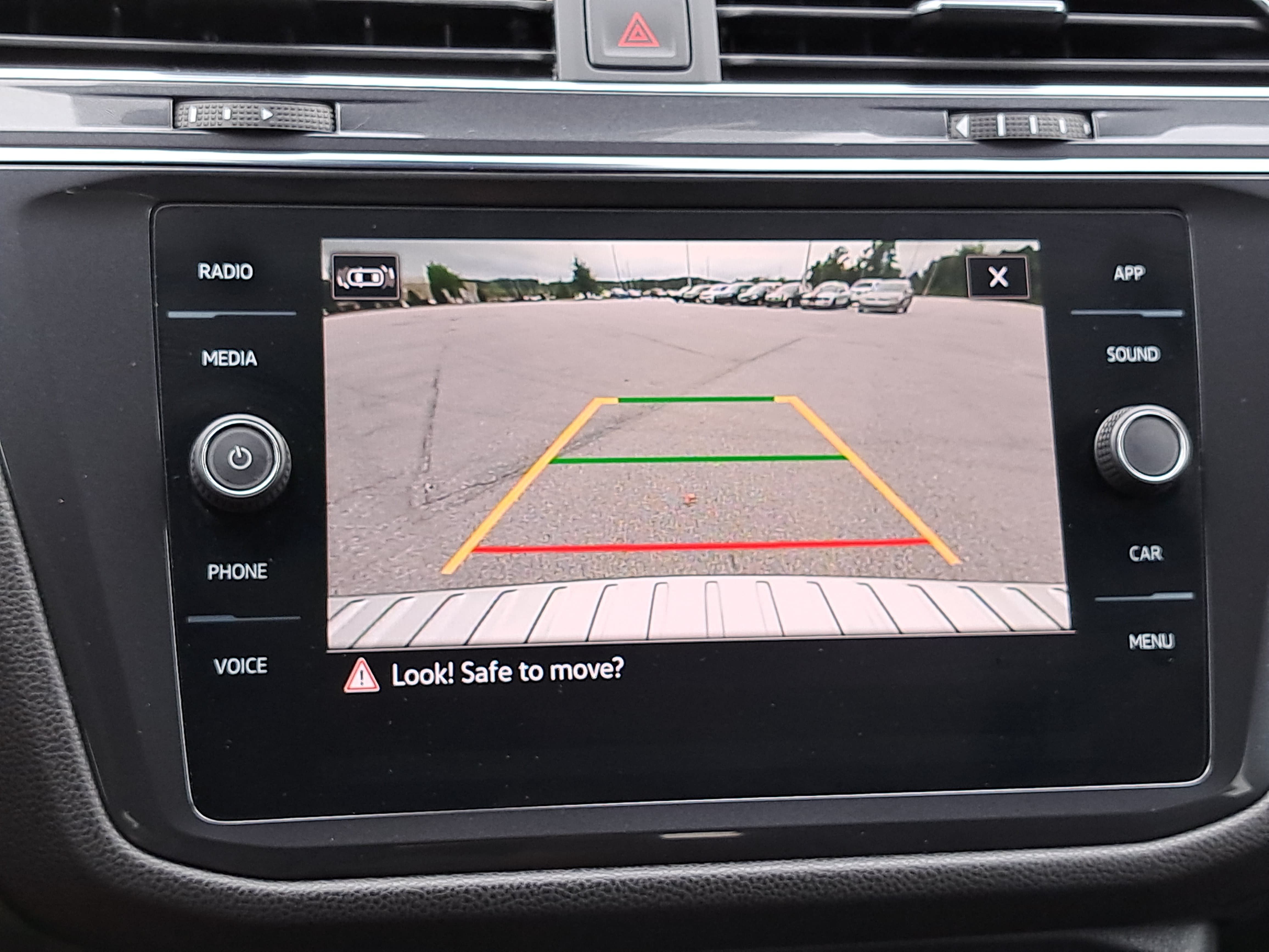 Used 2023 Volkswagen Tiguan SE R-Line FWD image 24