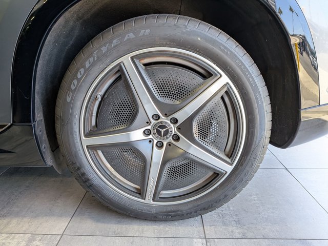 Used 2023 Mercedes-Benz EQS 580 4MATIC SUV image 20