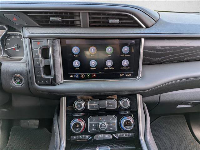 Used 2021 GMC Yukon Denali w/ Denali Premium Package image 14