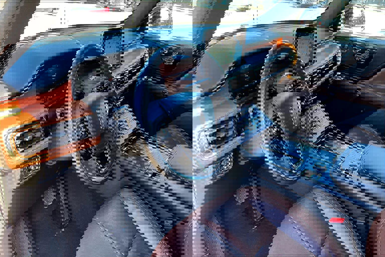 Used 2022 Lincoln Aviator Reserve w/ Elements Package Plus image 18