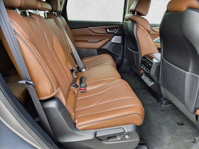 Used 2025 Acura MDX w/ Advance Package AWD/4WD image 23