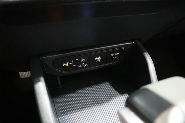 Used 2025 Kia K4 FWD image 27