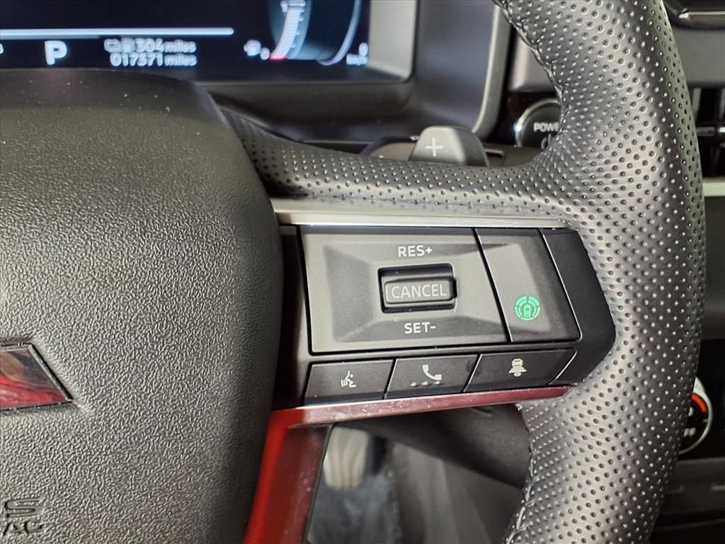 Used 2024 Mitsubishi Outlander SE image 29