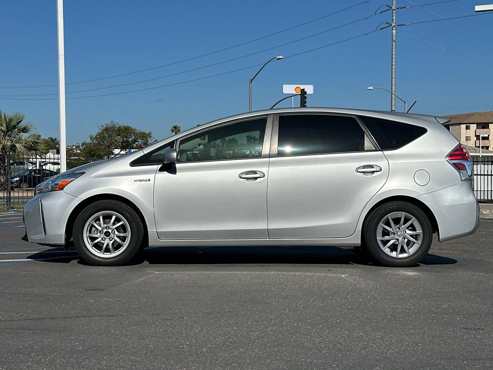 Used 2015 Toyota Prius V Two image 2