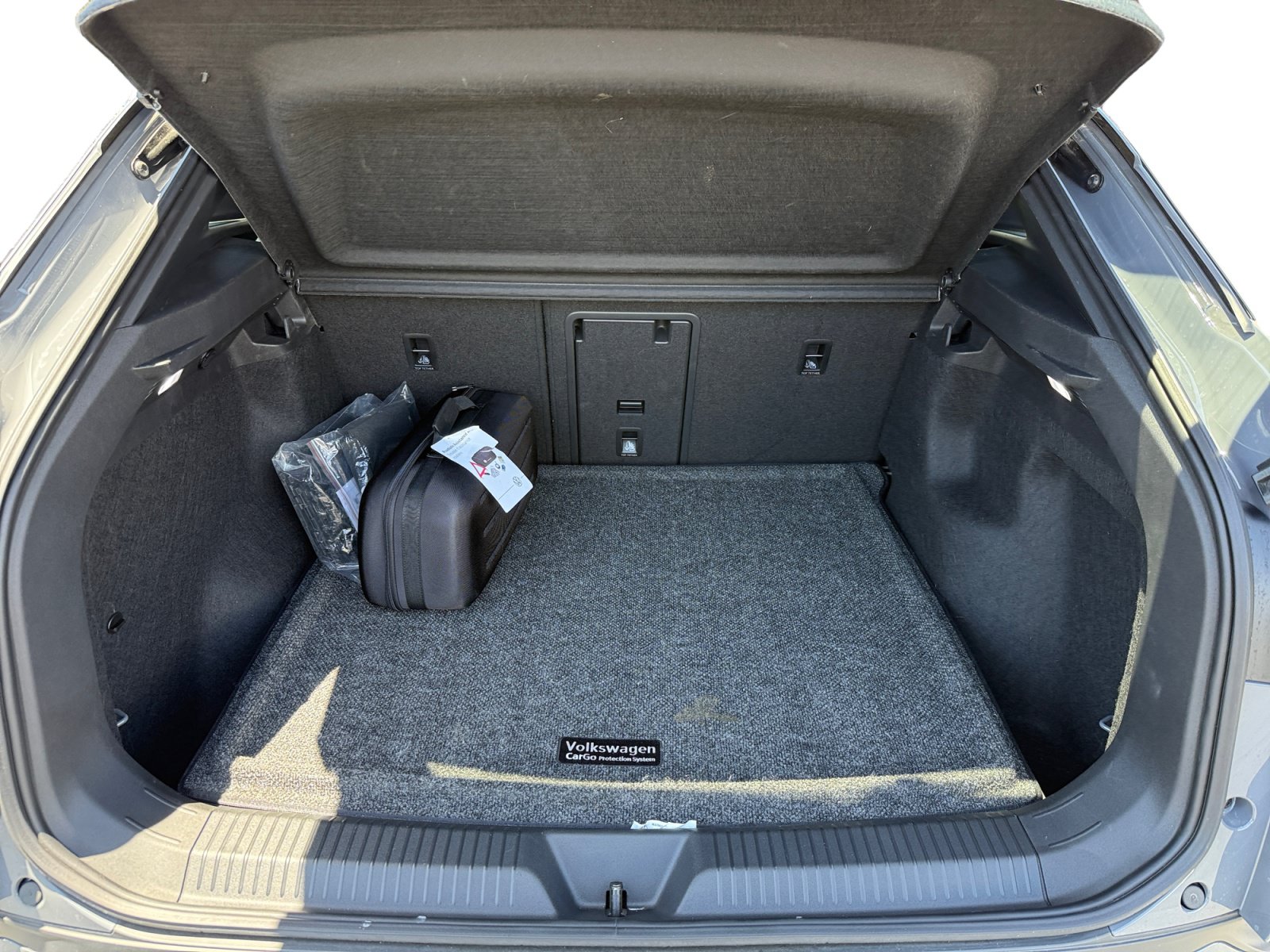 Certified 2023 Volkswagen ID.4 S RWD image 17