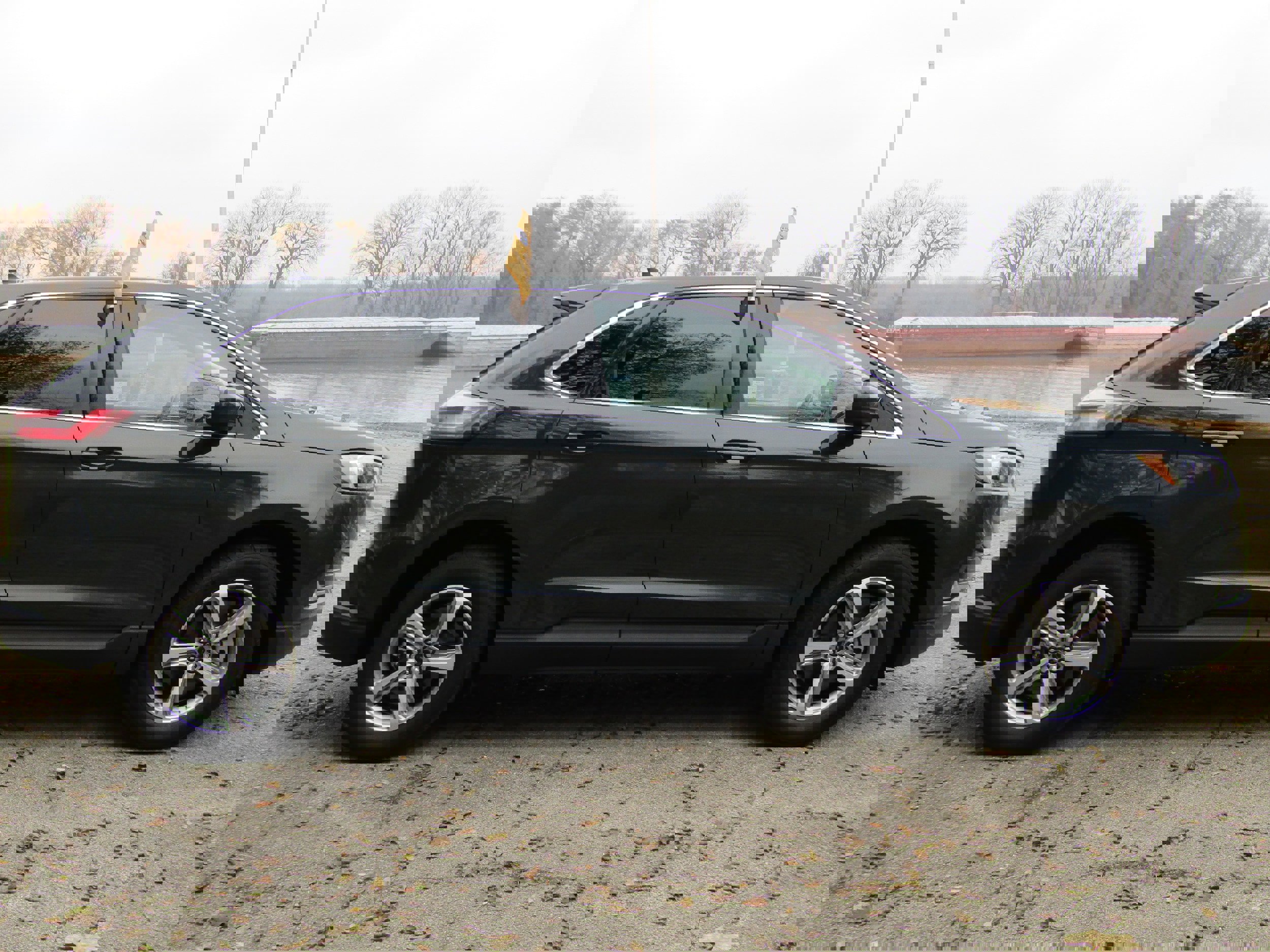 Certified 2024 Ford Edge SEL w/ Convenience Package image 5