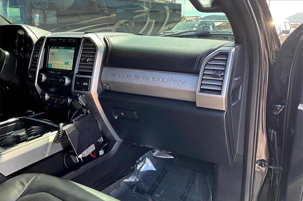 Used 2019 Ford F350 Platinum w/ Platinum Ultimate Package image 17