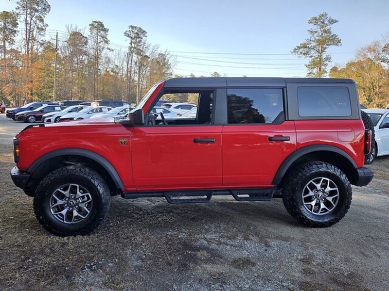 Used 2024 Ford Bronco Badlands image 5