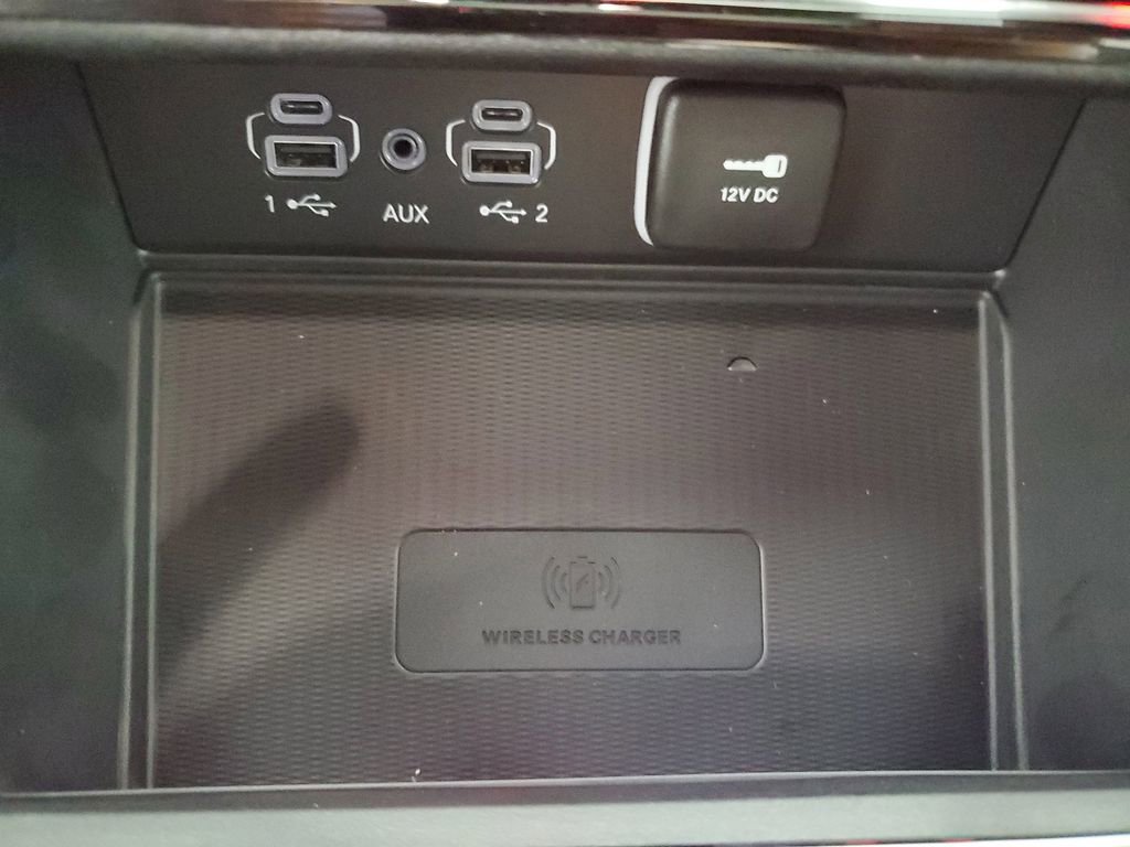 New 2025 Jeep Grand Cherokee Altitude image 21