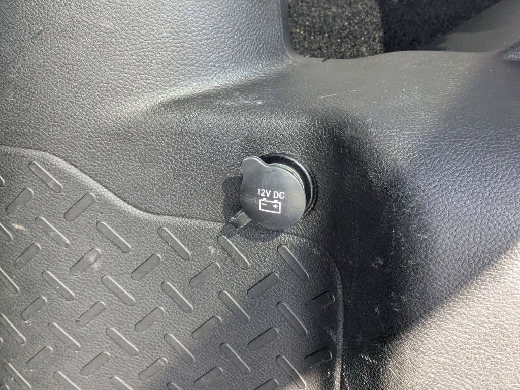 Used 2017 Jeep Wrangler Unlimited Sahara w/ Connectivity Group image 12