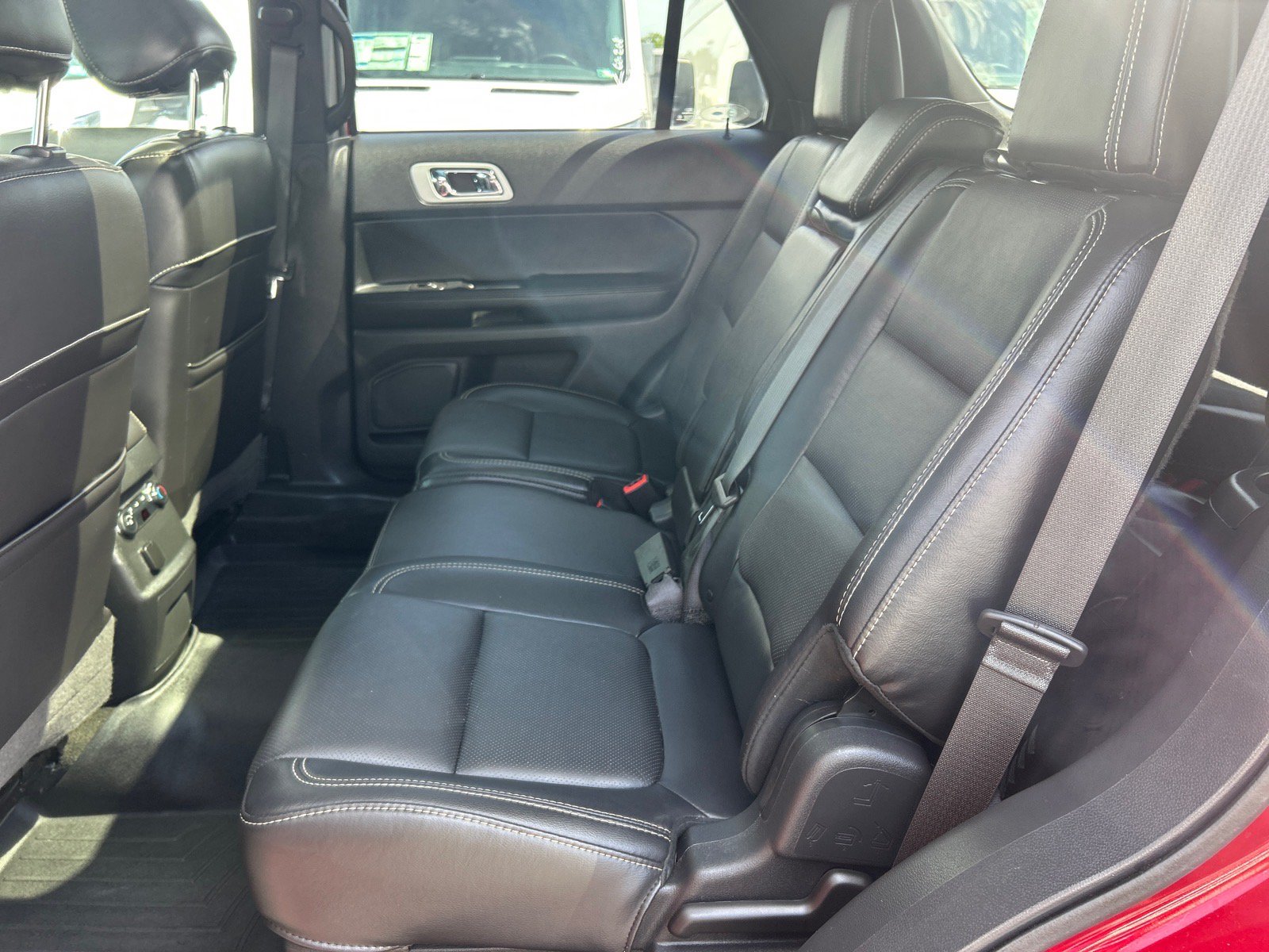 Used 2015 Ford Explorer Sport AWD/4WD image 11