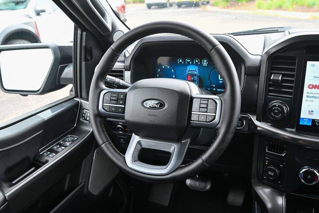 Used 2025 Ford F150 Lariat AWD/4WD image 31