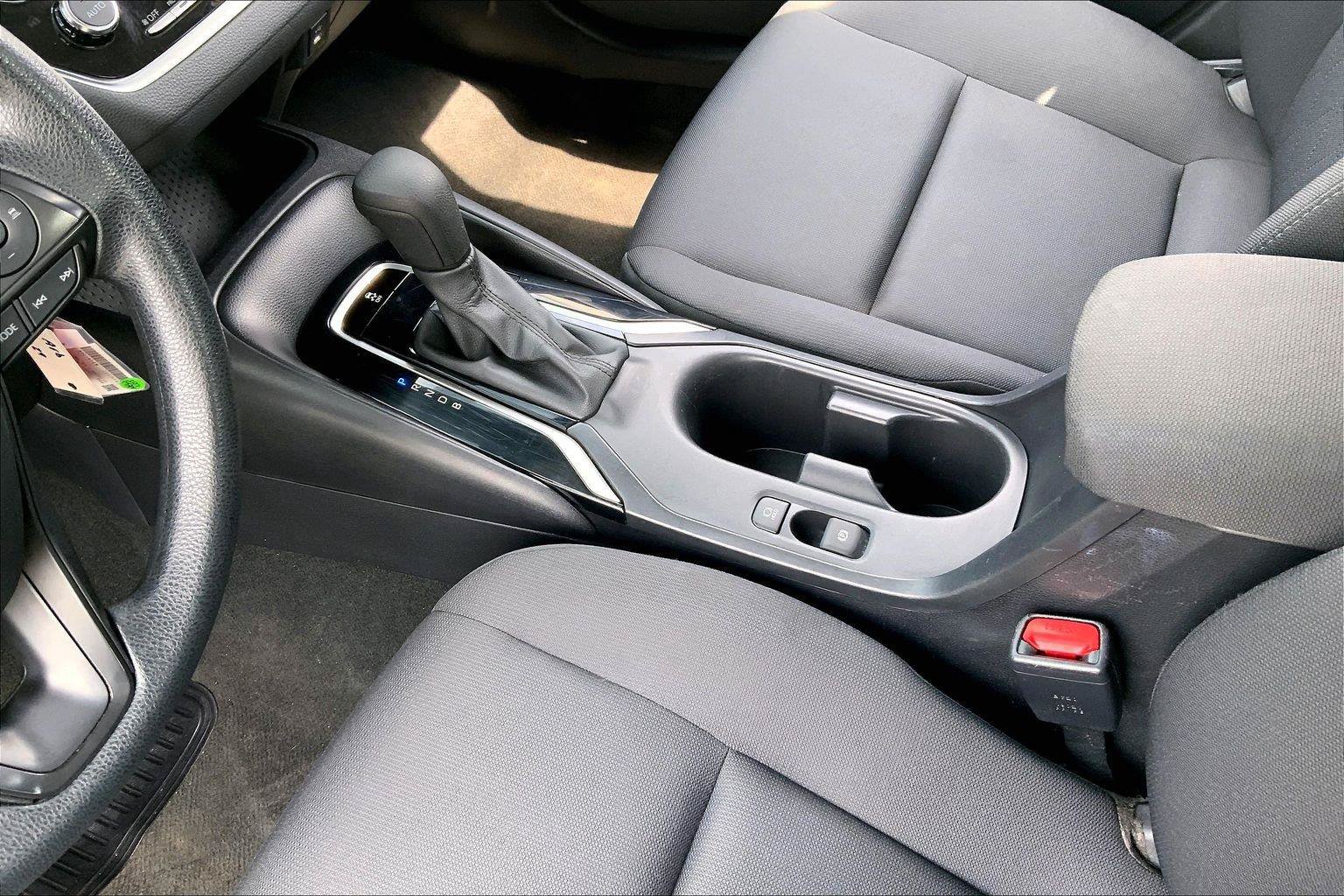 Used 2024 Toyota Corolla LE FWD image 15