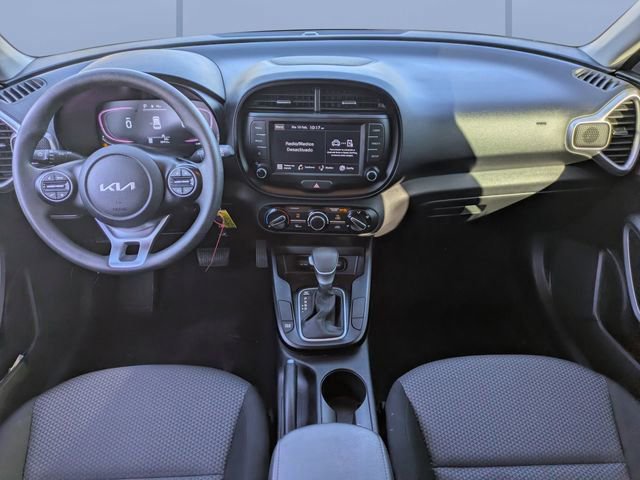 Used 2023 Kia Soul LX FWD image 14