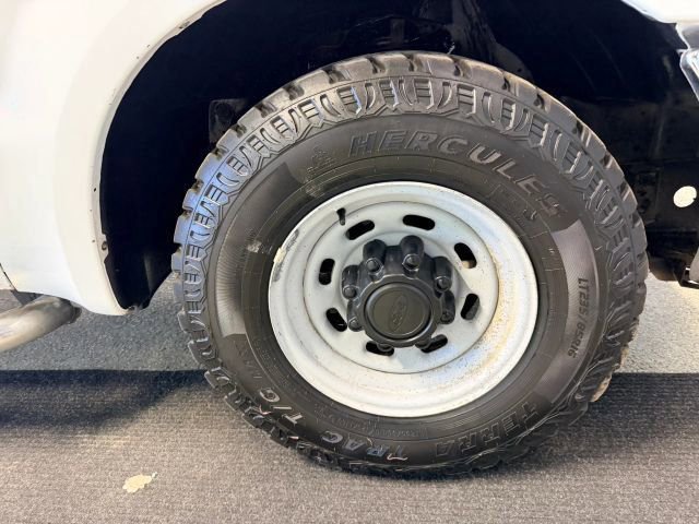 Used 2003 Ford F250 XL image 14