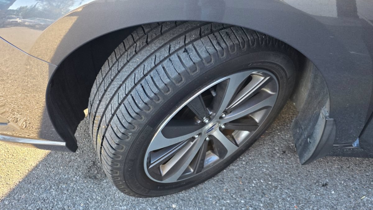 Used 2018 Subaru Legacy 2.5i Limited AWD/4WD image 27