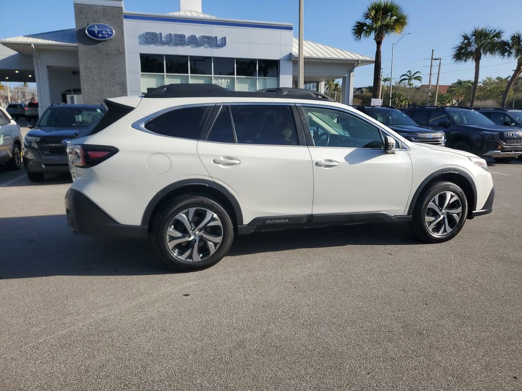 Used 2022 Subaru Outback Limited XT image 6