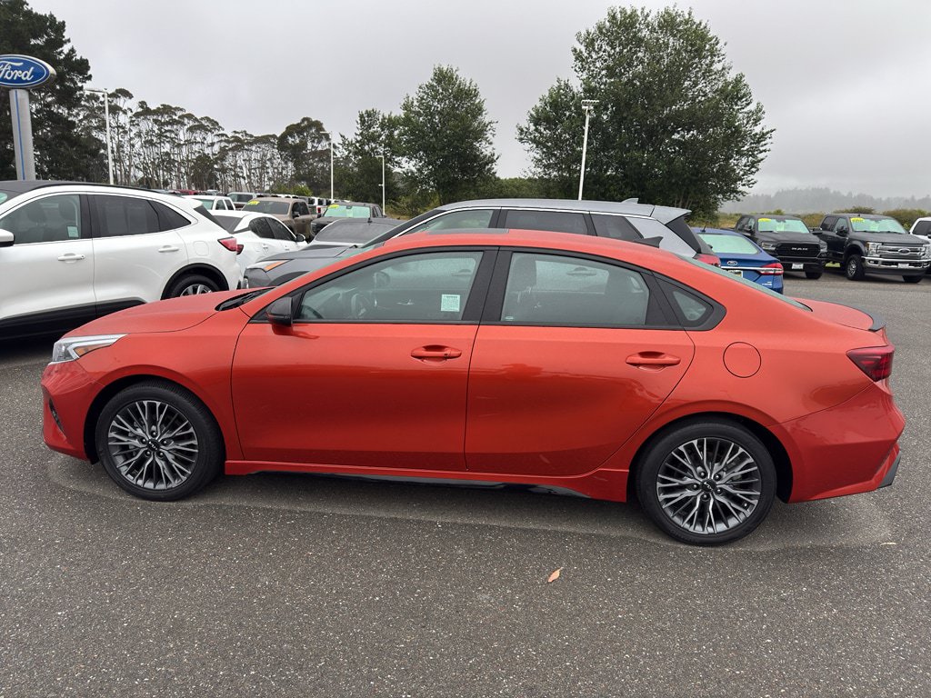 Used 2023 Kia Forte GT-Line w/ GT-Line Premium Package FWD image 9
