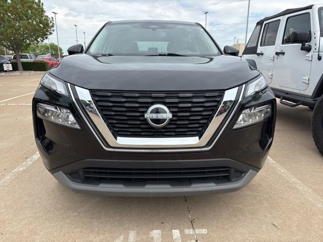 Used 2023 Nissan Rogue SV FWD image 2