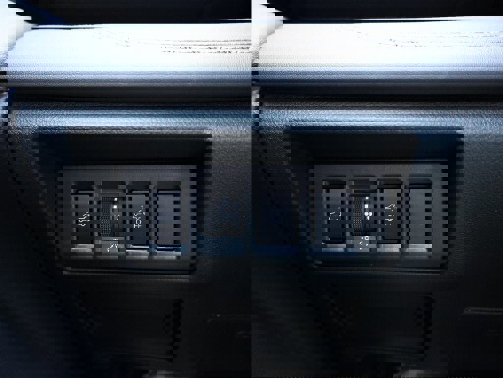 New 2025 Subaru Outback Touring XT image 33