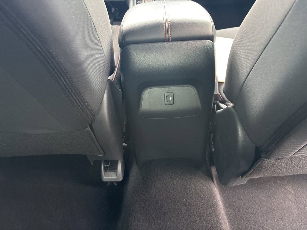 Used 2025 Nissan Sentra SR image 21