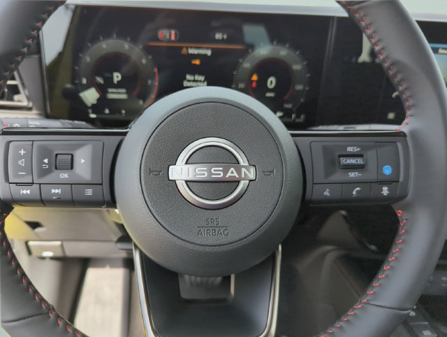 New 2026 Nissan Kicks SR w/ SR Premium Package FWD image 35