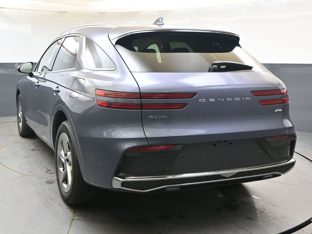 Used 2026 Genesis GV70 2.5T Advanced AWD/4WD image 4