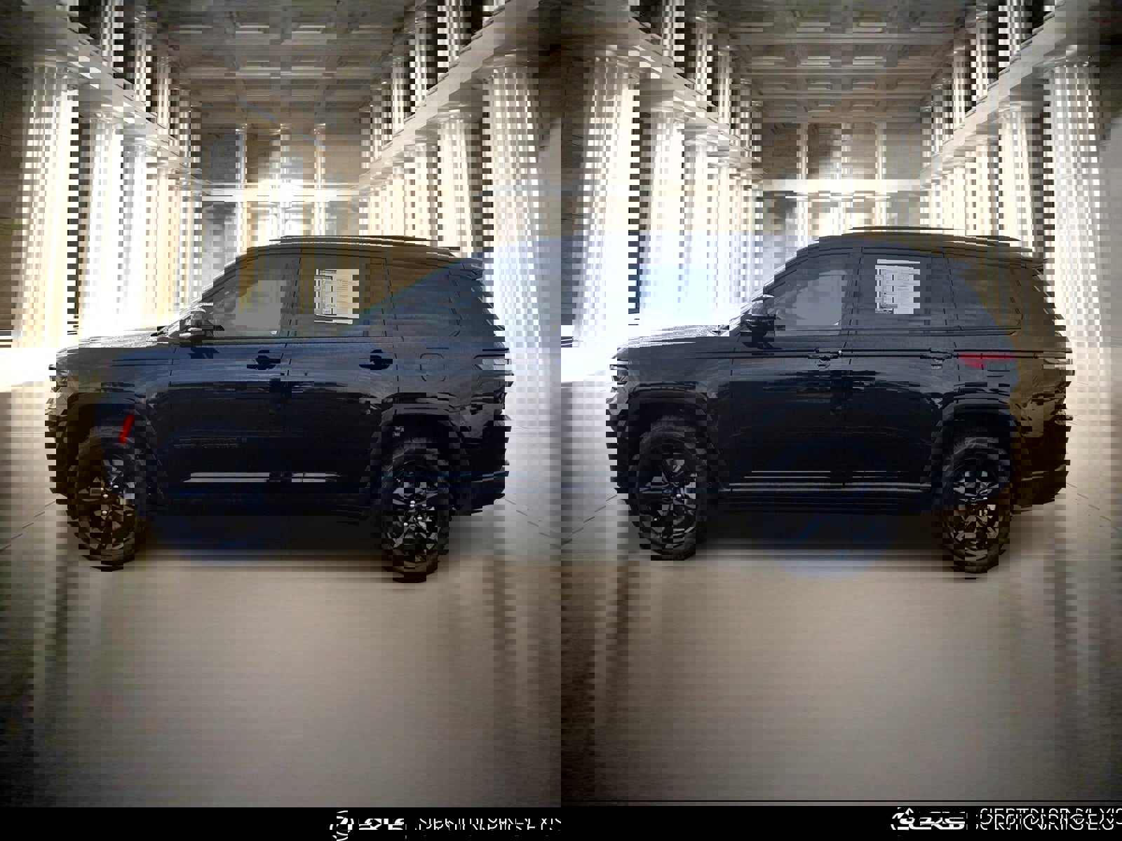 Used 2023 Jeep Grand Cherokee L Limited w/ Black Appearance Package image 7