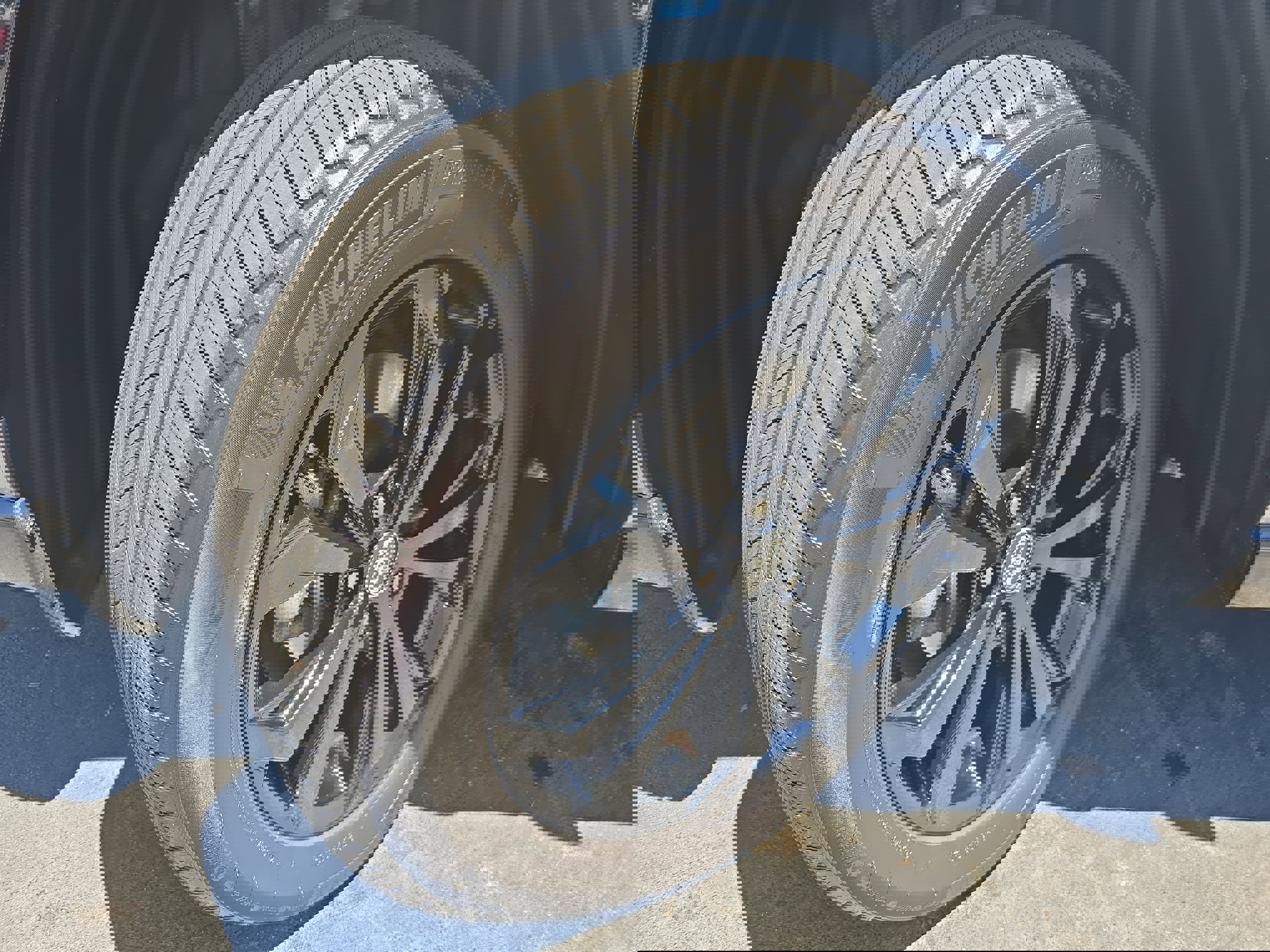 Used 2023 Toyota RAV4 XSE AWD/4WD image 27