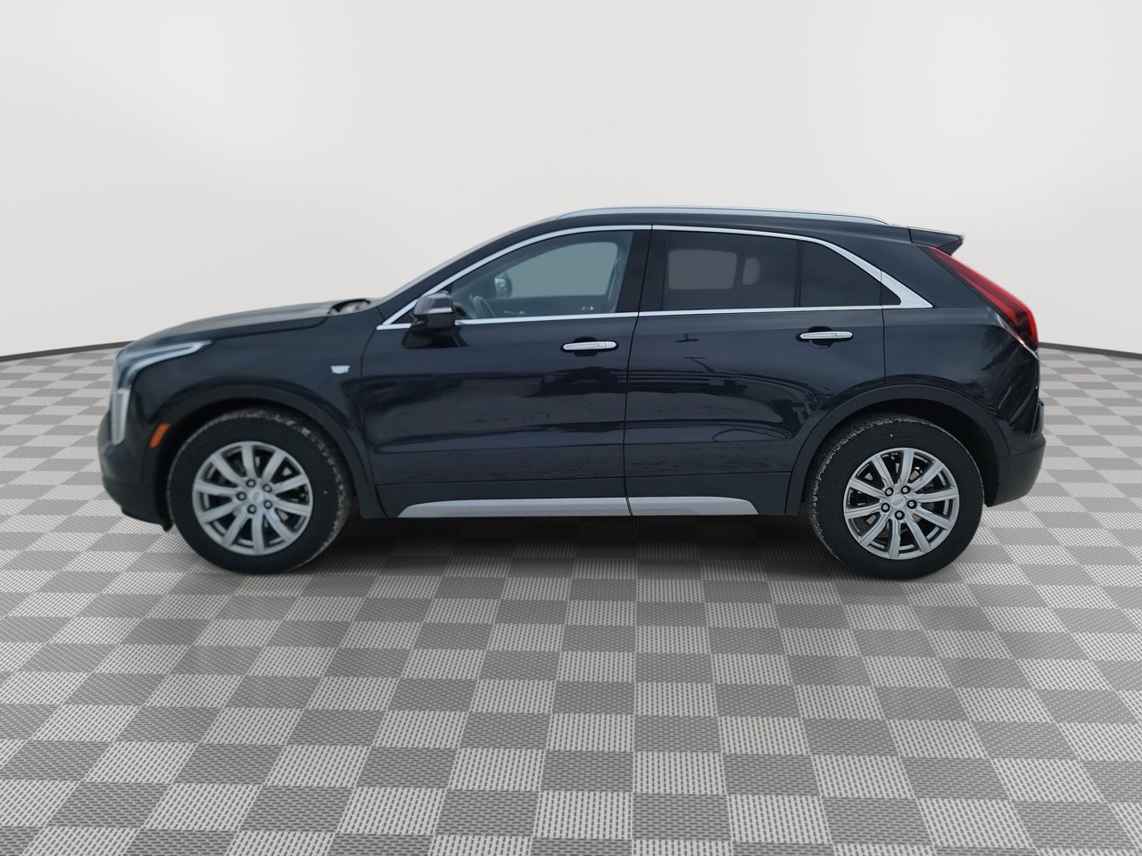 Used 2023 Cadillac XT4 Premium Luxury AWD/4WD image 5