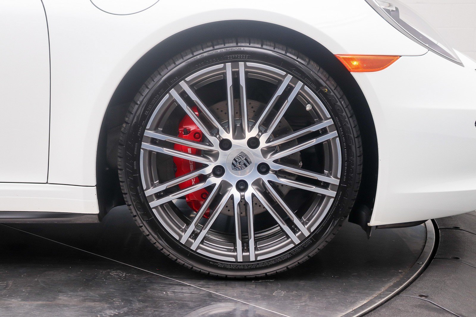 Used 2015 Porsche 911 Carrera 4S AWD/4WD image 13