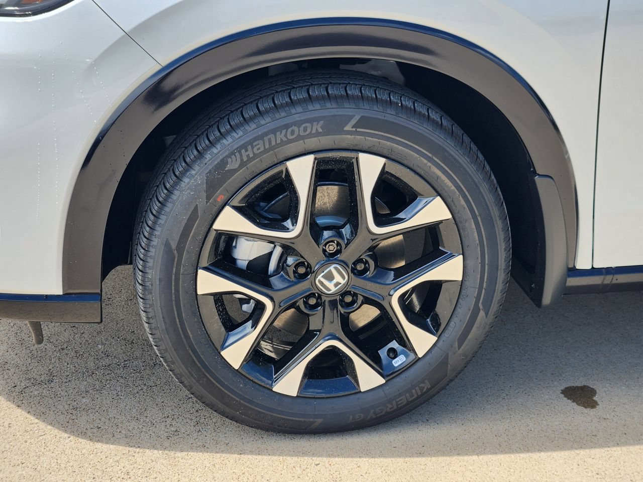 New 2027 Honda HR-V EX-L image 8