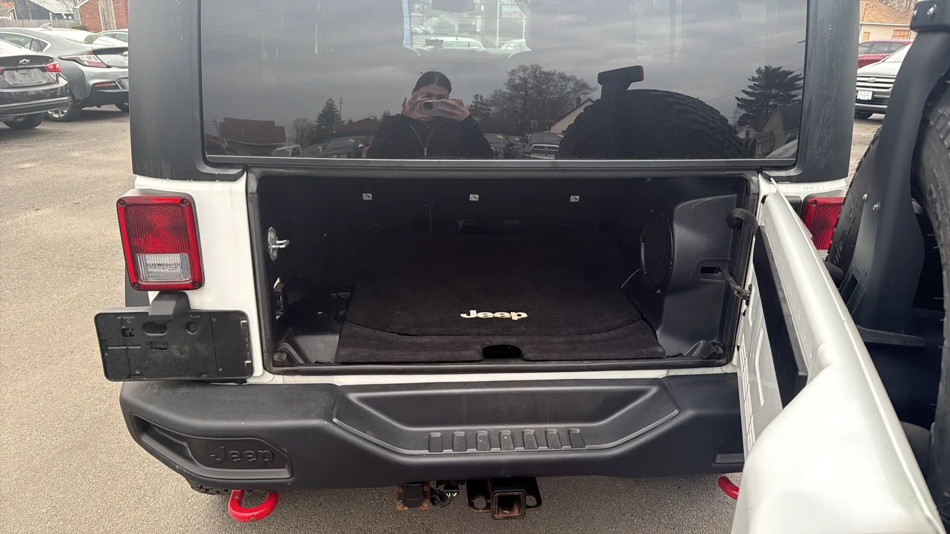 Used 2014 Jeep Wrangler Unlimited Rubicon image 10