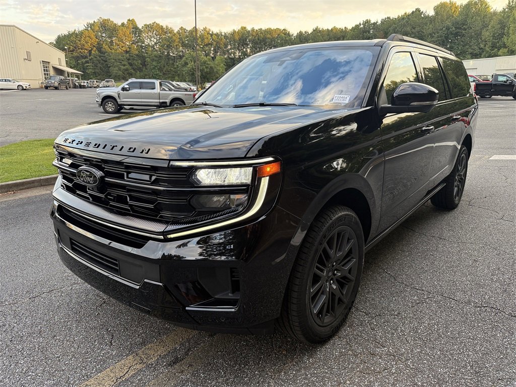 New 2025 Ford Expedition Max Platinum w/ Stealth Performance Package image 3