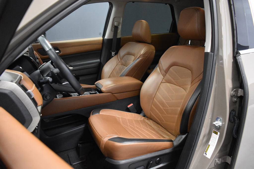 Certified 2023 Nissan Pathfinder Platinum image 5