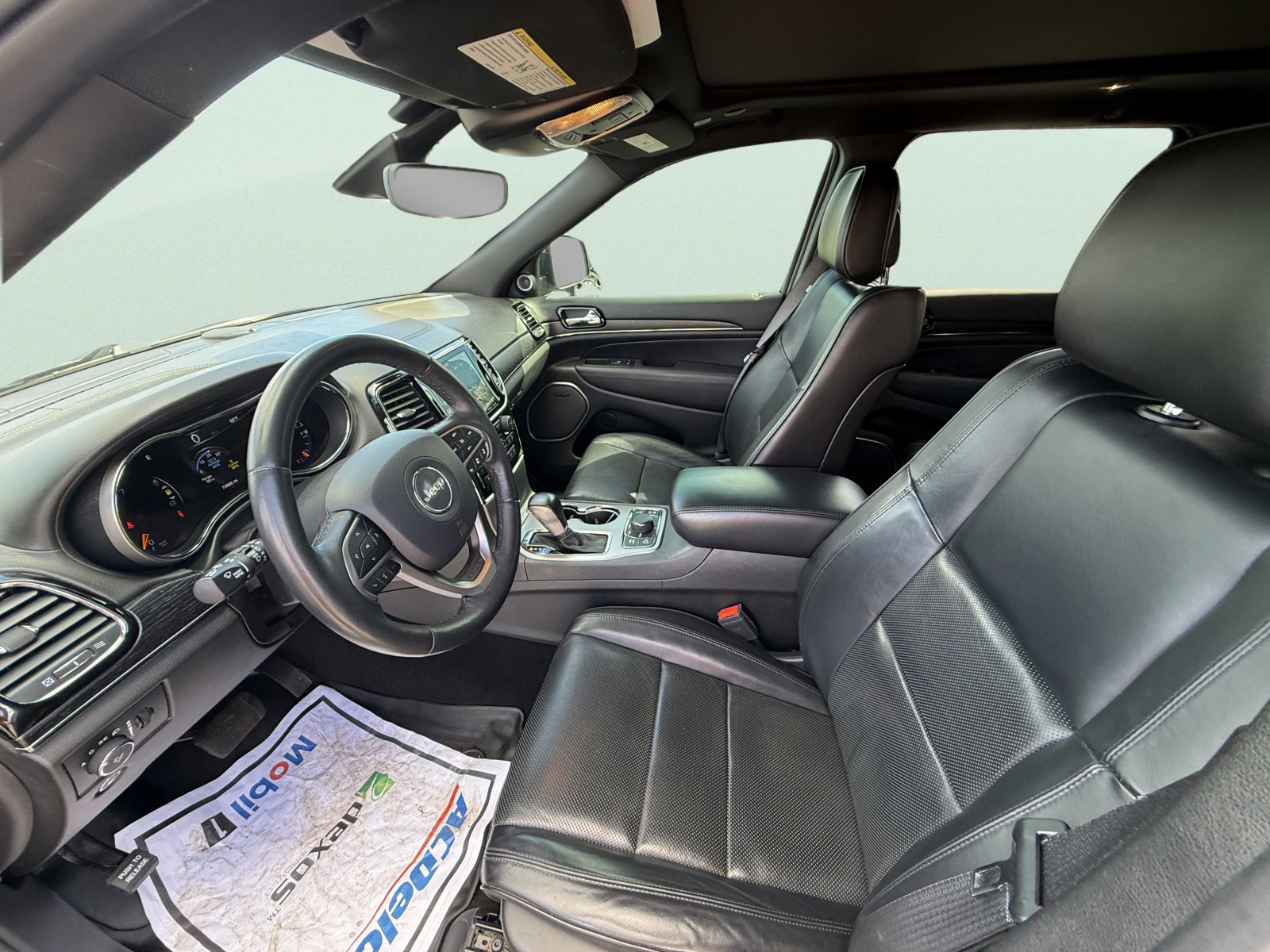 Used 2020 Jeep Grand Cherokee High Altitude AWD/4WD image 9