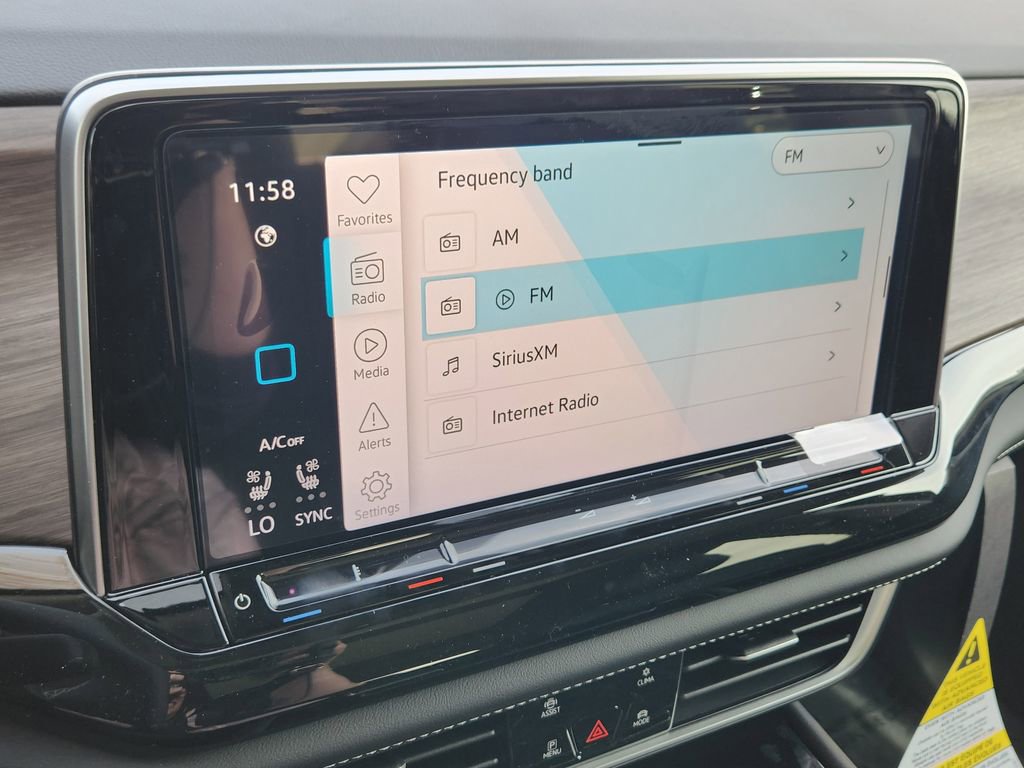 New 2026 Volkswagen Atlas SEL image 8