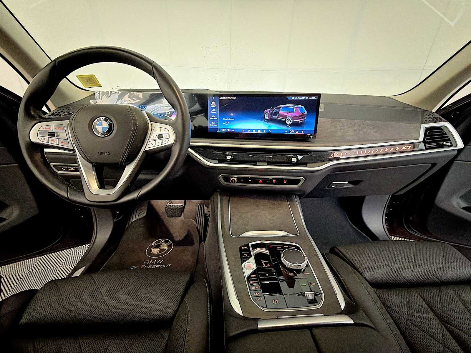 Certified 2024 BMW X7 xDrive40i w/ Premium Package image 12