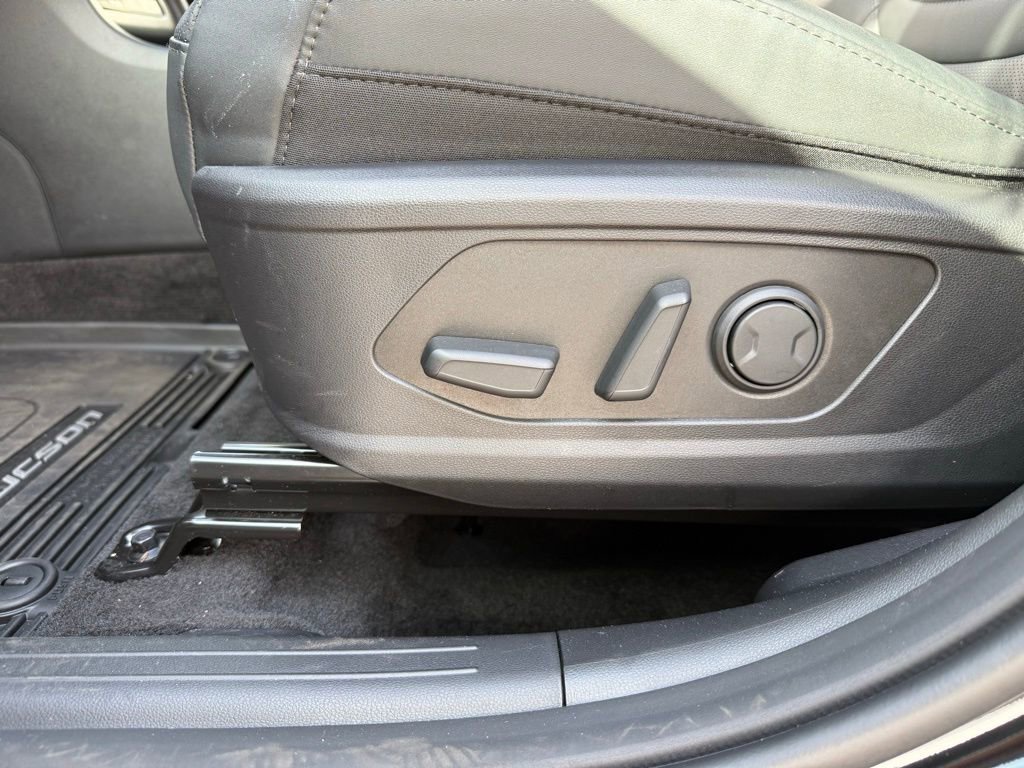 Used 2025 Hyundai Tucson SEL image 32