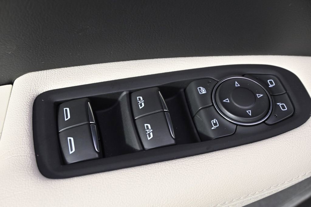 New 2025 Cadillac XT5 Sportv w/ LPO, Floor Liner Package image 23