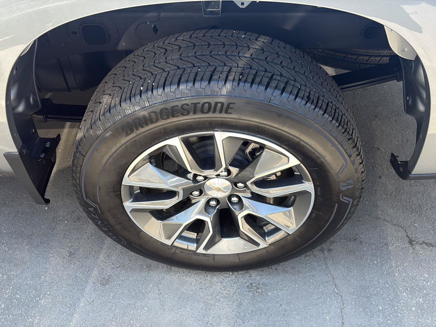 Used 2025 Chevrolet Silverado 1500 LT w/ All Star Edition Plus AWD/4WD image 17