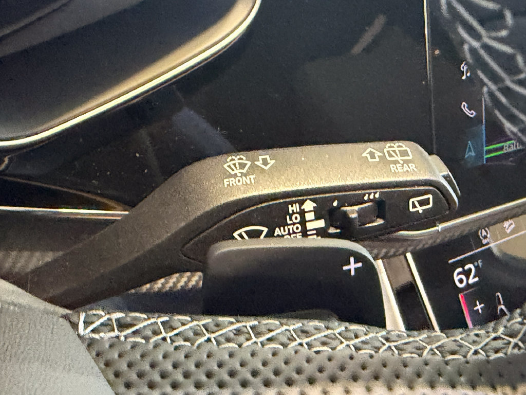 New 2026 Audi SQ7 Prestige AWD/4WD image 25