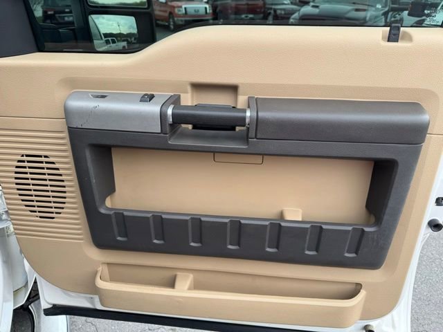 Used 2015 Ford F250 Lariat w/ Lariat Interior Package AWD/4WD image 16