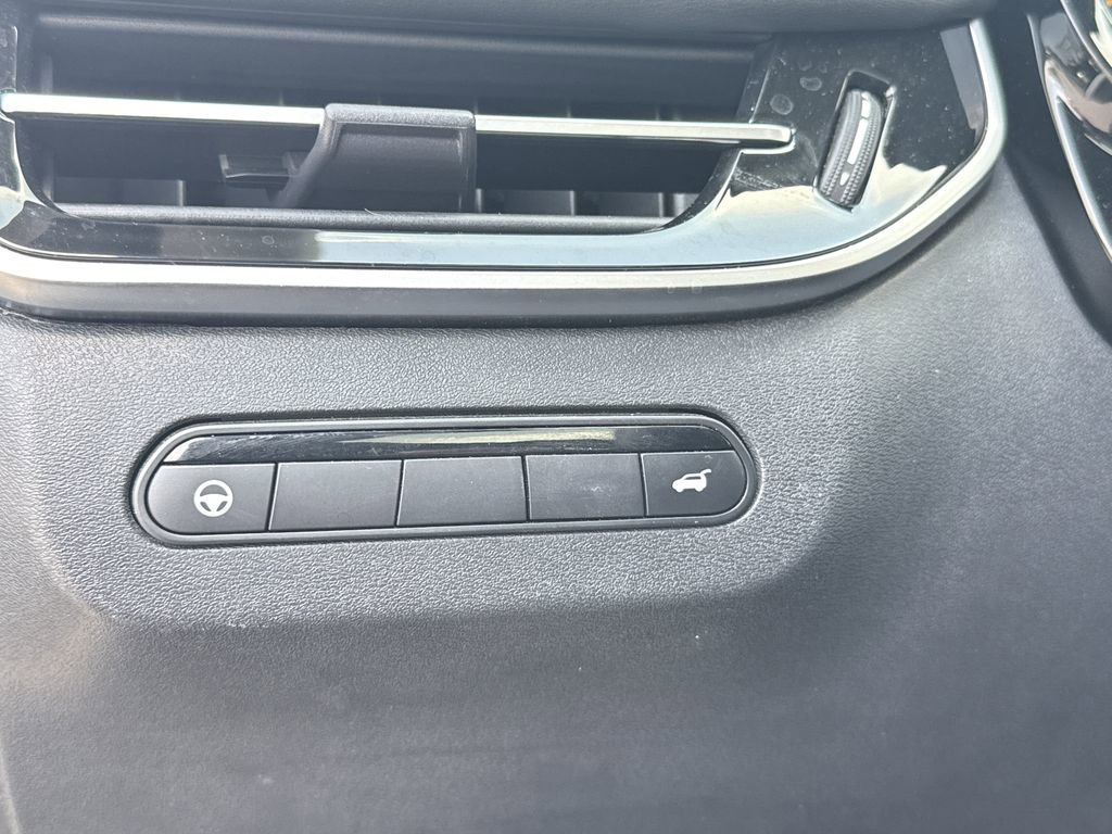 Used 2023 INFINITI QX60 Luxe w/ Cargo Package image 29